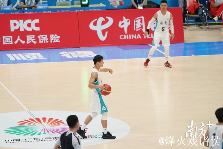 广东聋人男篮奋战至决赛,李长洪主教练立志下届夺冠 广东聋人男篮奋战至决赛,李长洪主教练立志下届夺冠