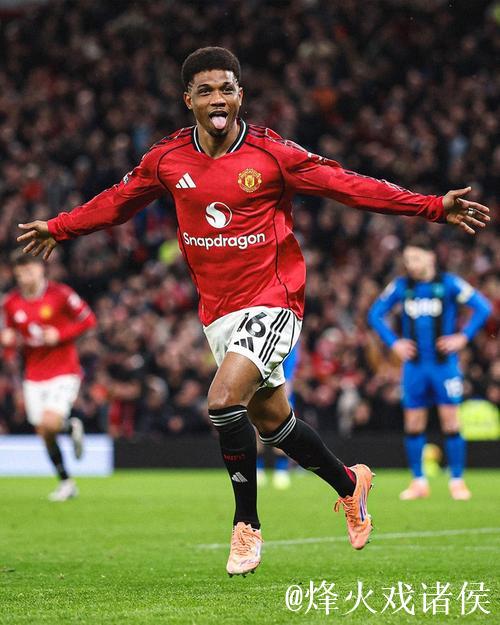 曼联4比4战平伯恩茅斯,英超主场半场领先不败纪录继续保持 曼联4比4战平伯恩茅斯,英超主场半场领先不败纪录继续保持