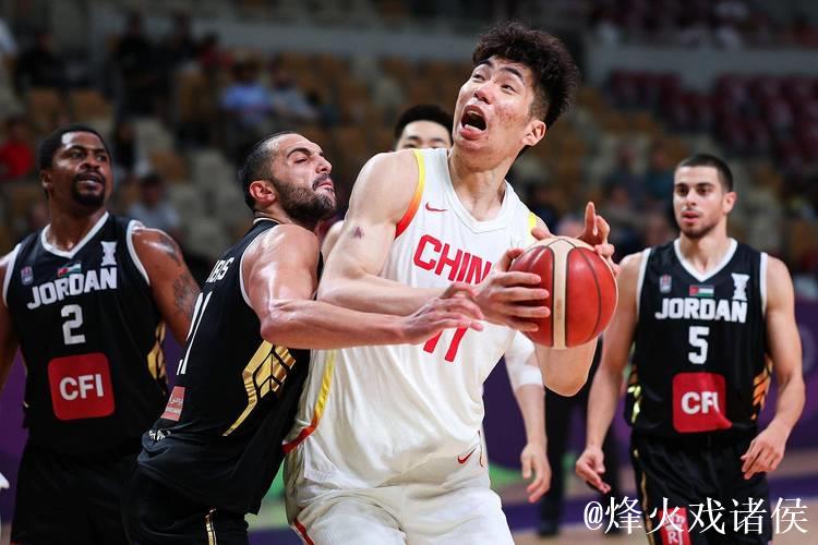 中国男篮横扫约旦,亚洲杯小组赛三战全胜挺进八强 中国男篮横扫约旦,亚洲杯小组赛三战全胜挺进八强